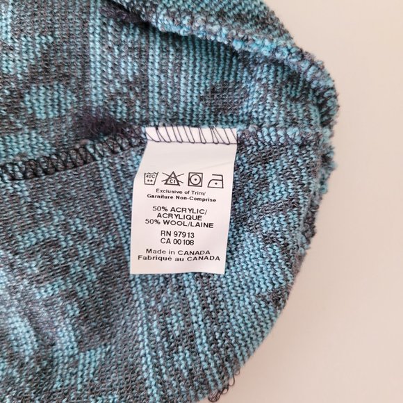 NWT CHAOS Winter Wool Beanie Toque, Activewear Warm Christmas Hat - Picture 2 of 2